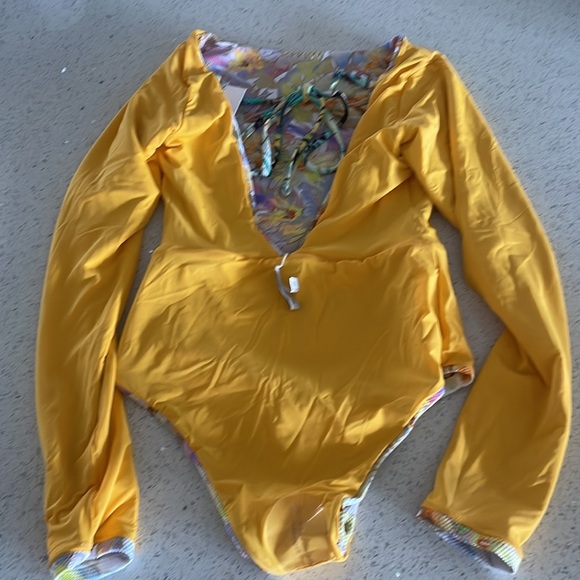 One piece swim suit - Picture 8 of 8